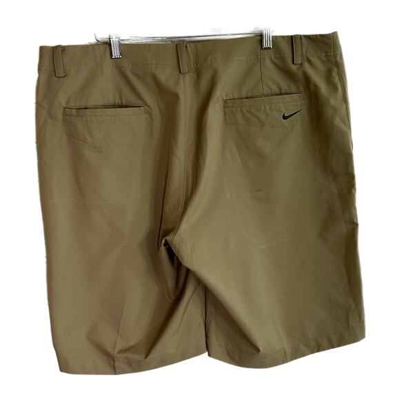 Nike Tan DriFit Men’s Golf Shorts, Size 38, Pre-owned - Picture 2 of 6